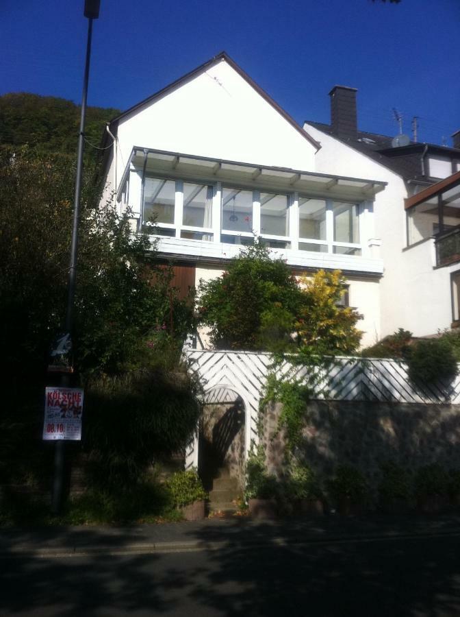 Ferienhaus Moselblick Mit Kostenfreien Oepnv-Ticket Ürzig Extérieur photo